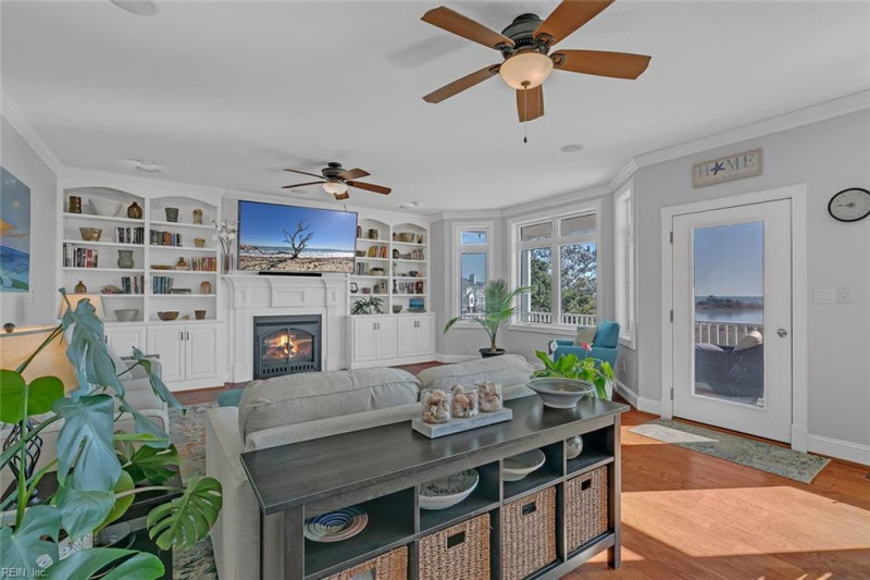 Photo 28 of 50 residential for sale in Hampton virginia