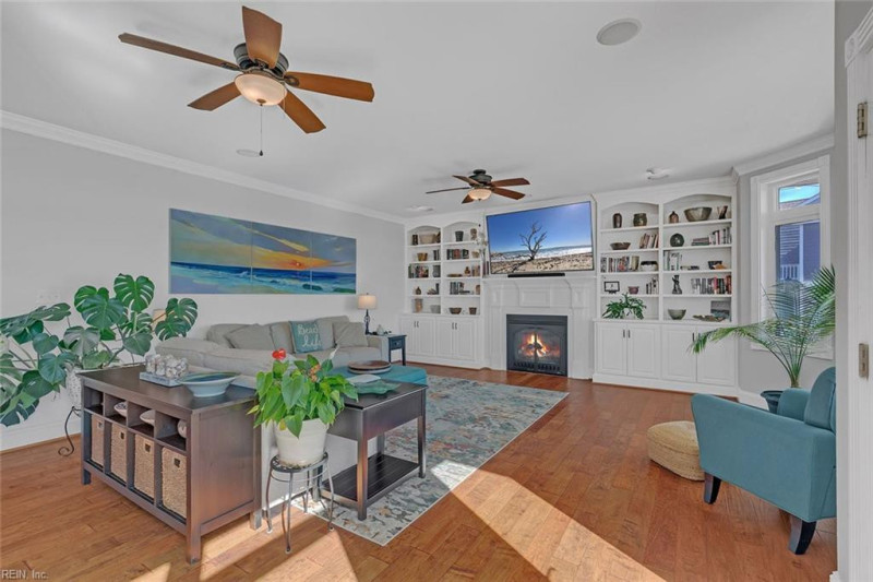 Photo 30 of 50 residential for sale in Hampton virginia