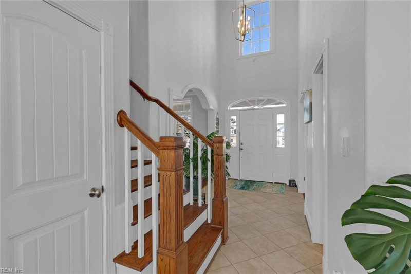 Photo 34 of 50 residential for sale in Hampton virginia