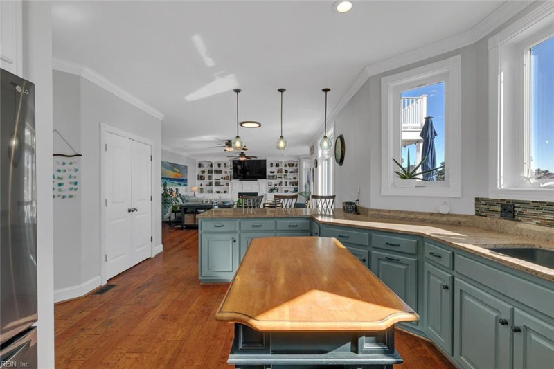 Photo 40 of 50 residential for sale in Hampton virginia