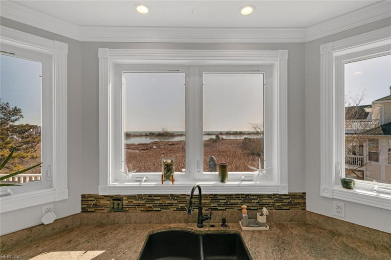 Photo 5 of 50 residential for sale in Hampton virginia