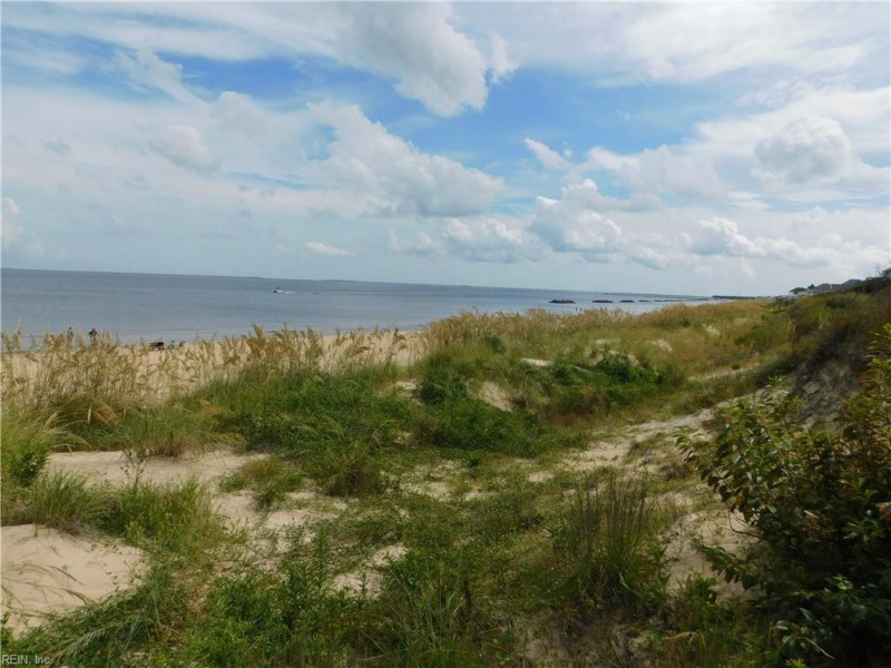 Photo 36 of 46 residential for sale in Norfolk virginia Photo 36 of 46 residential for sale in Norfolk virginia