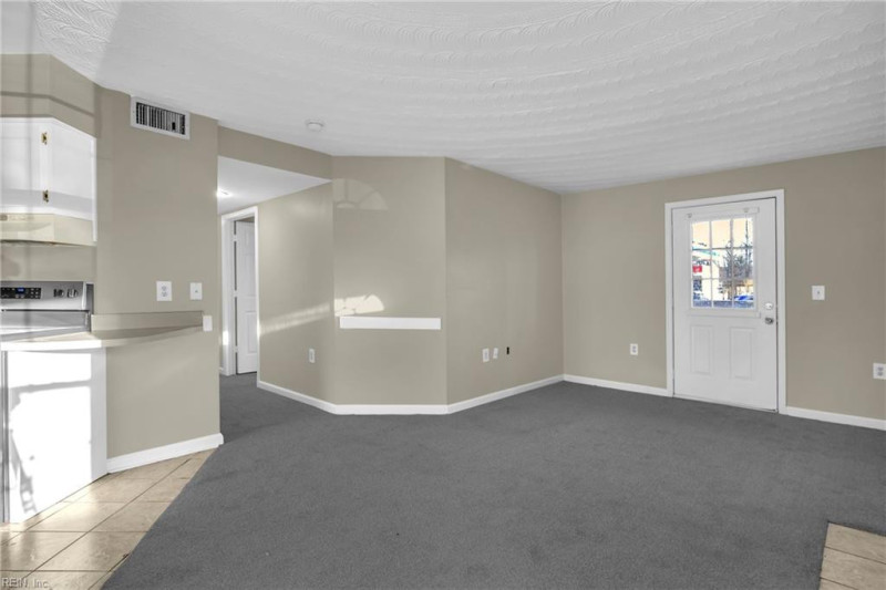Photo 6 of 15 residential for sale in Norfolk virginia