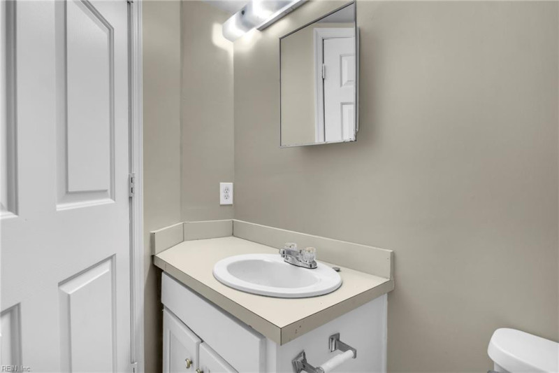 Photo 9 of 15 residential for sale in Norfolk virginia