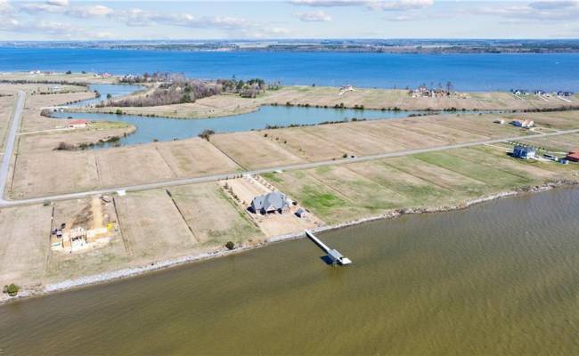 136 Bald Eagle Pointe Drive, Perquimans County, NC 27944