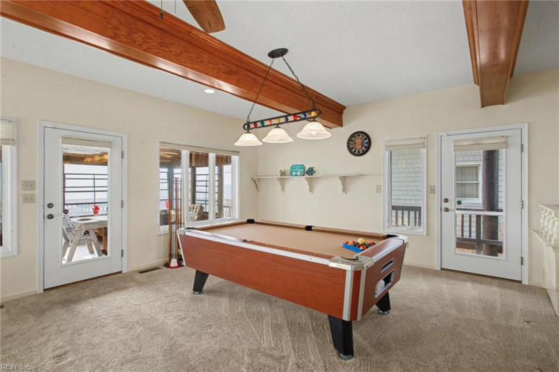 Photo 10 of 36 residential for sale in Hampton virginia