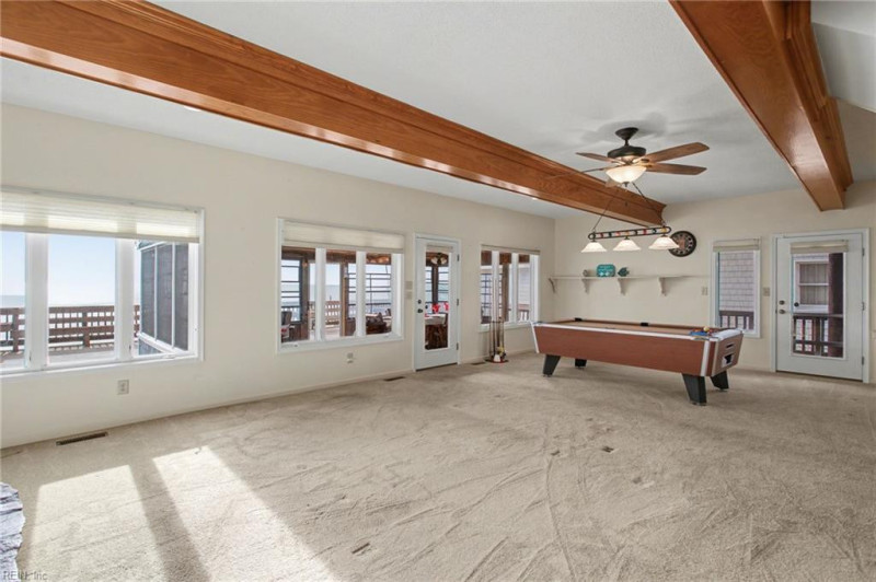 Photo 12 of 36 residential for sale in Hampton virginia