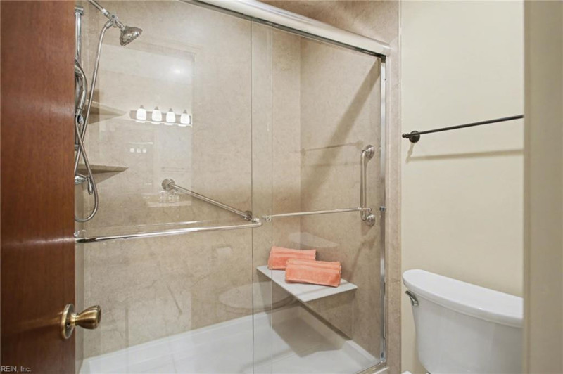 Photo 23 of 36 residential for sale in Hampton virginia