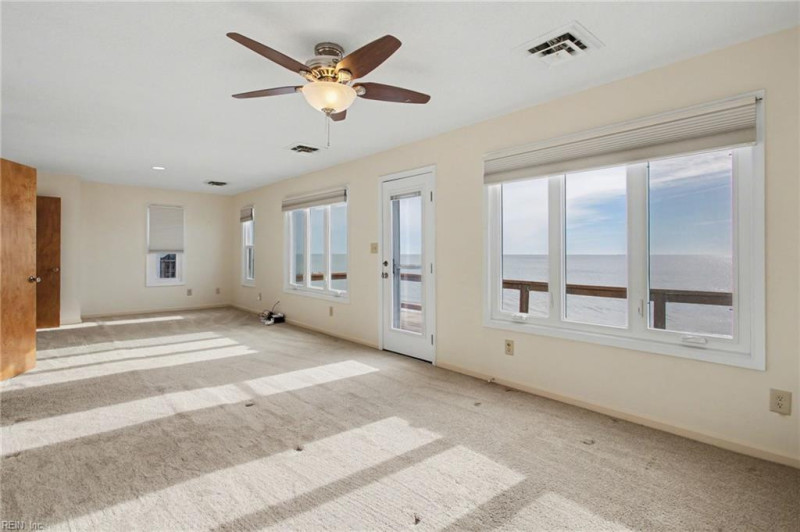 Photo 29 of 36 residential for sale in Hampton virginia