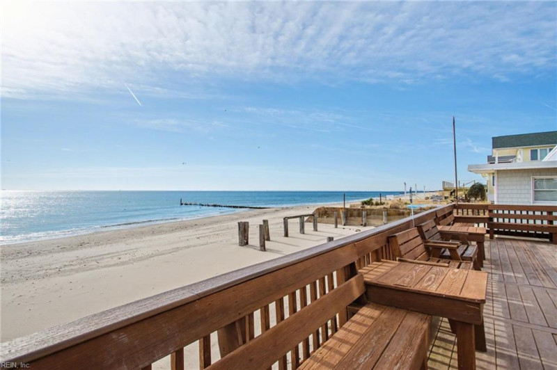 Photo 3 of 36 residential for sale in Hampton virginia