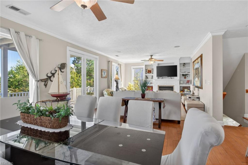 Photo 15 of 40 residential for sale in Norfolk virginia