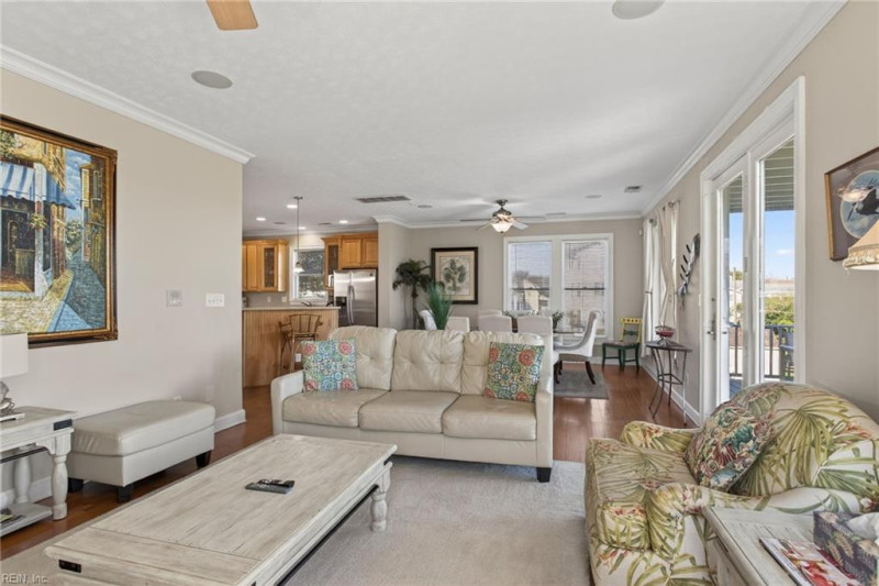 Photo 19 of 40 residential for sale in Norfolk virginia