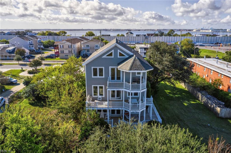 Photo 2 of 40 residential for sale in Norfolk virginia