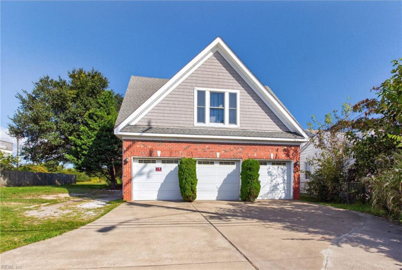 Photo 3 of 40 residential for sale in Norfolk virginia