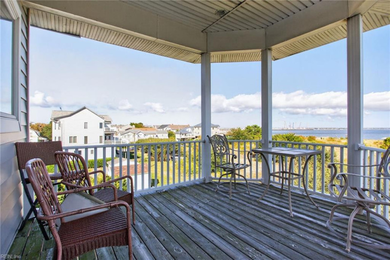 Photo 34 of 40 residential for sale in Norfolk virginia