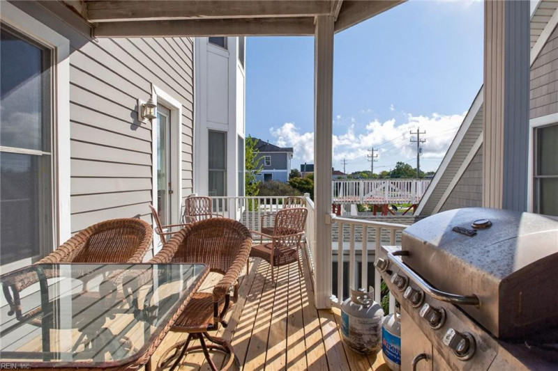 Photo 35 of 40 residential for sale in Norfolk virginia