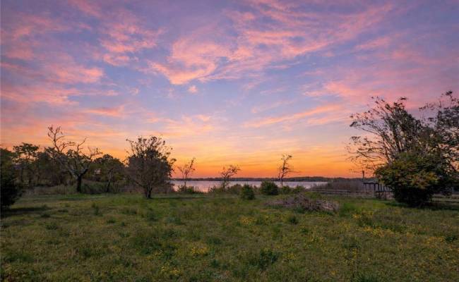 15 King Kove Lane, Hampton, VA 23669