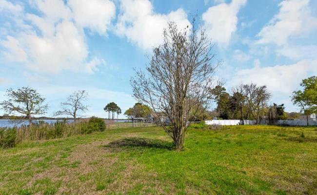 15 King Kove Lane, Hampton, VA 23669