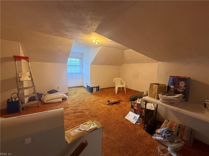 Photo 14 of 25 residential for sale in Chesapeake virginia