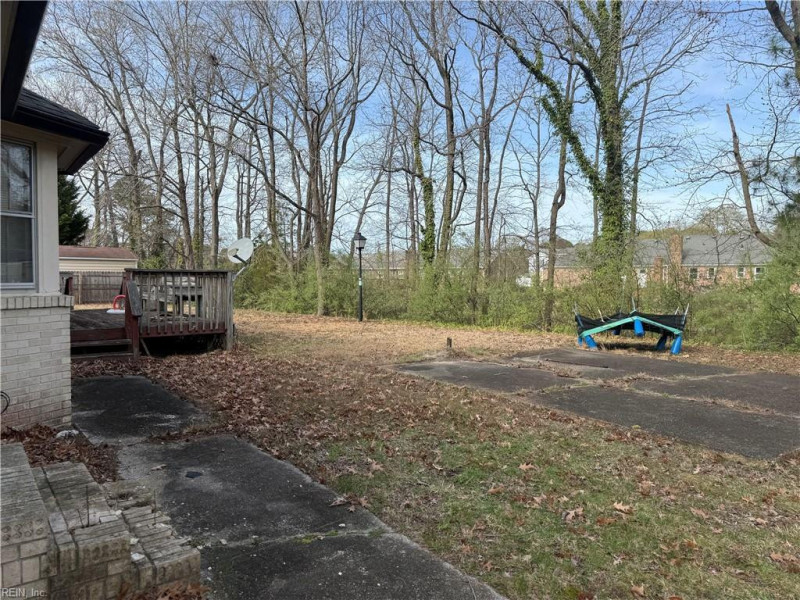 Photo 15 of 25 residential for sale in Chesapeake virginia