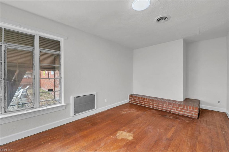 Photo 13 of 31 residential for sale in Norfolk virginia Photo 13 of 31 residential for sale in Norfolk virginia