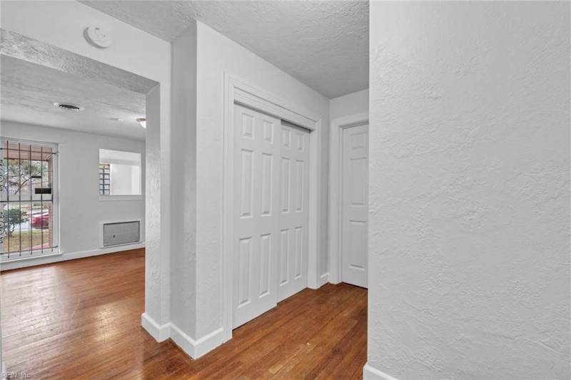 Photo 18 of 31 residential for sale in Norfolk virginia Photo 18 of 31 residential for sale in Norfolk virginia