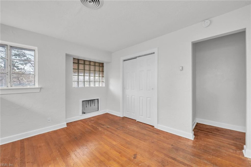 Photo 23 of 31 residential for sale in Norfolk virginia Photo 23 of 31 residential for sale in Norfolk virginia