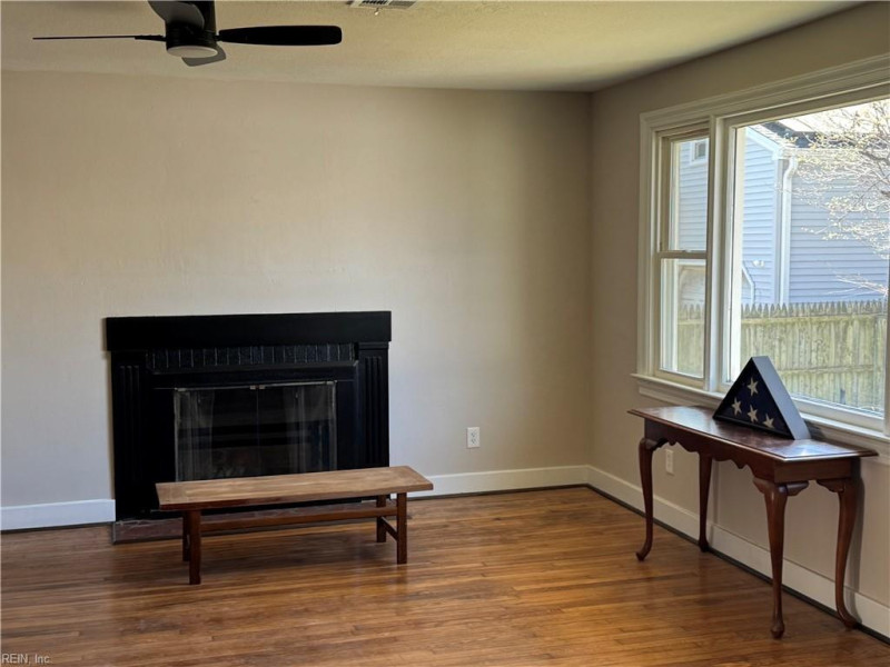 Photo 11 of 14 residential for sale in Norfolk virginia Photo 11 of 14 residential for sale in Norfolk virginia