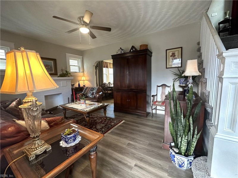 Photo 3 of 16 residential for sale in Portsmouth virginia Photo 3 of 16 residential for sale in Portsmouth virginia