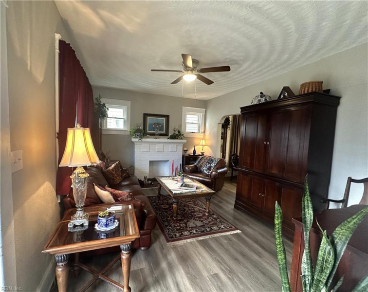 Photo 4 of 16 residential for sale in Portsmouth virginia Photo 4 of 16 residential for sale in Portsmouth virginia