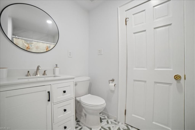 Photo 17 of 31 residential for sale in Portsmouth virginia Photo 17 of 31 residential for sale in Portsmouth virginia
