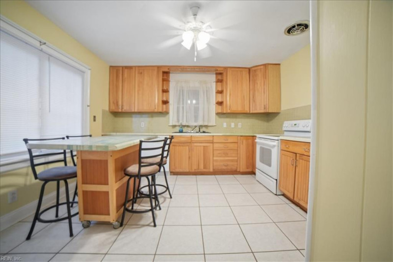 Photo 9 of 31 residential for sale in Portsmouth virginia Photo 9 of 31 residential for sale in Portsmouth virginia
