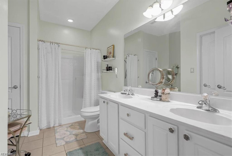 Photo 17 of 38 residential for sale in Newport News virginia Photo 17 of 38 residential for sale in Newport News virginia