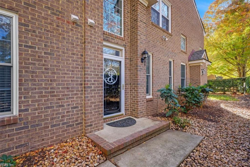 Photo 2 of 38 residential for sale in Newport News virginia Photo 2 of 38 residential for sale in Newport News virginia