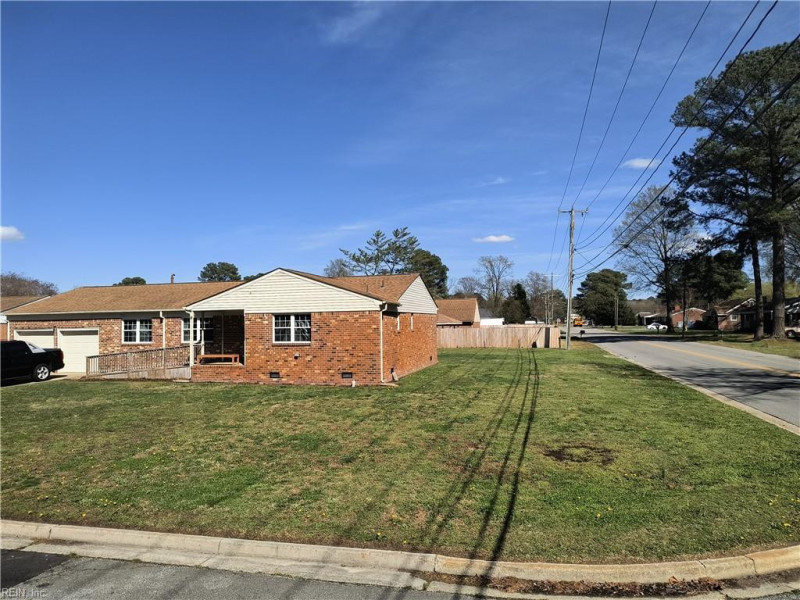 Photo 2 of 34 residential for sale in Portsmouth virginia
