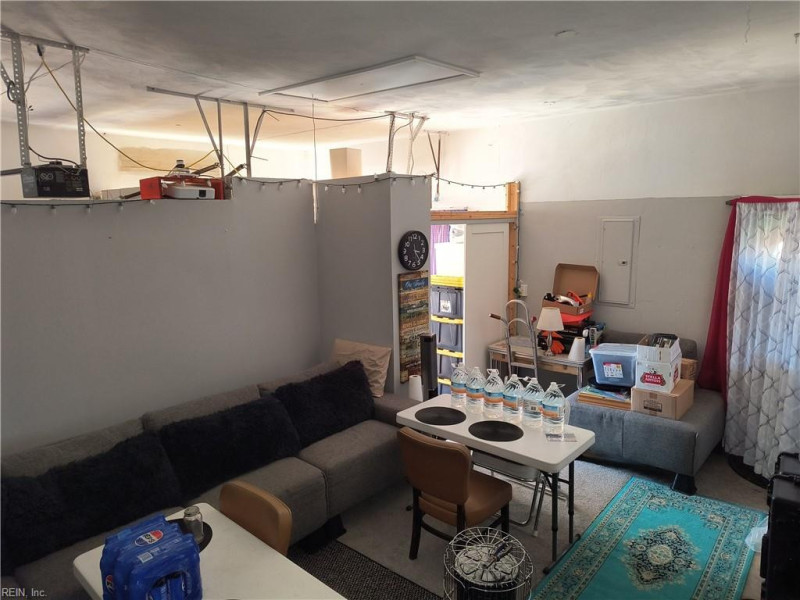 Photo 24 of 34 residential for sale in Portsmouth virginia