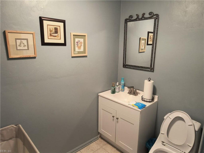 Photo 29 of 34 residential for sale in Portsmouth virginia