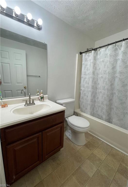 Photo 14 of 30 residential for sale in Newport News virginia