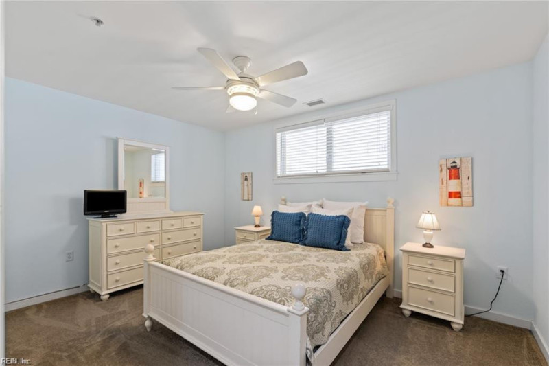 Photo 15 of 20 residential for sale in Virginia Beach virginia