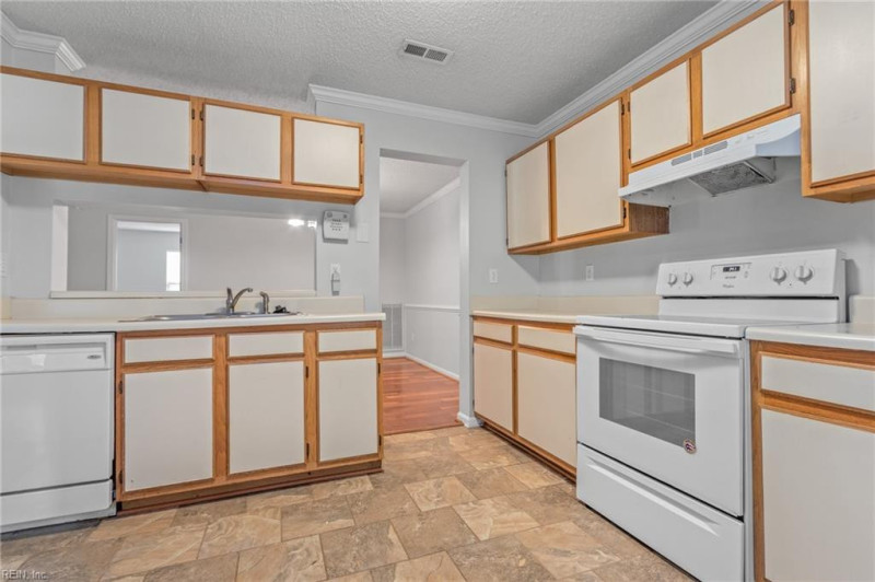 Photo 8 of 19 residential for sale in Virginia Beach virginia Photo 8 of 19 residential for sale in Virginia Beach virginia