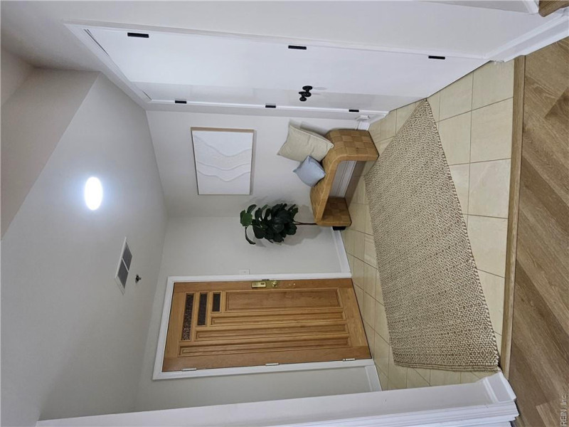 Photo 10 of 47 residential for sale in Virginia Beach virginia