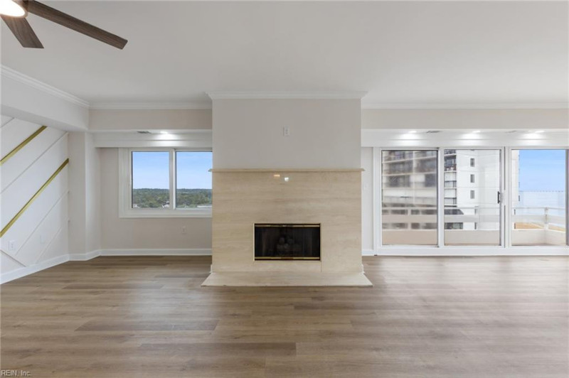 Photo 13 of 47 residential for sale in Virginia Beach virginia