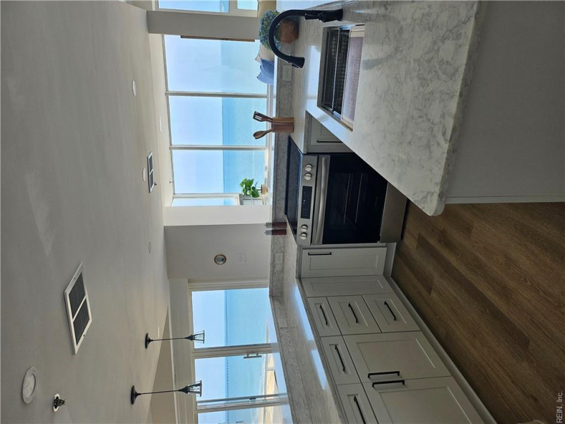 Photo 16 of 47 residential for sale in Virginia Beach virginia