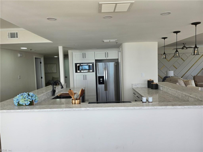 Photo 17 of 47 residential for sale in Virginia Beach virginia