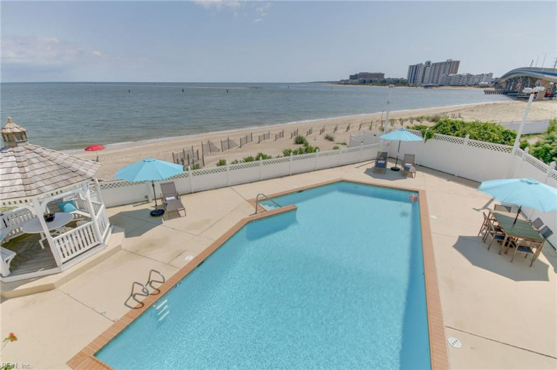 Photo 6 of 47 residential for sale in Virginia Beach virginia
