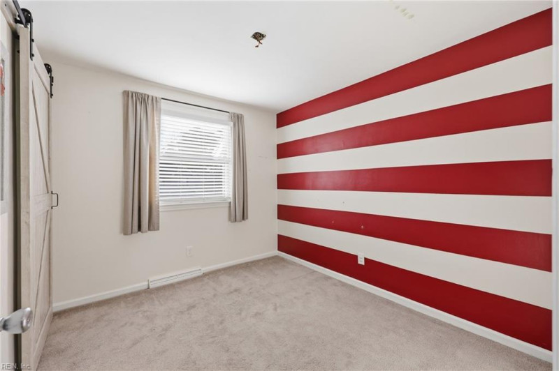 Photo 13 of 35 residential for sale in Portsmouth virginia