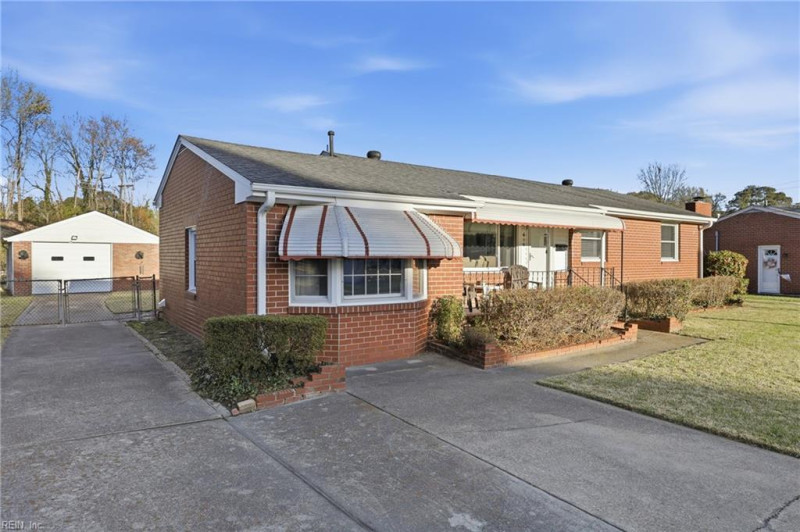 Photo 33 of 35 residential for sale in Portsmouth virginia