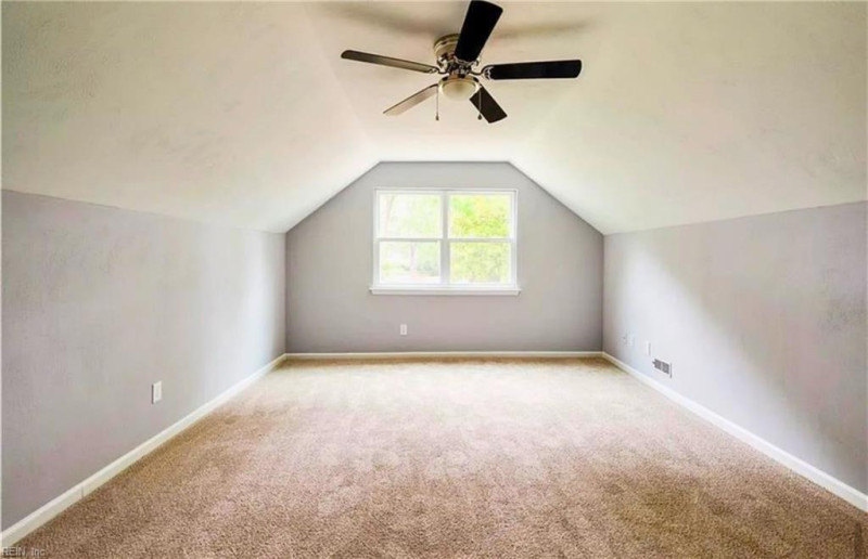 Photo 13 of 21 residential for sale in Virginia Beach virginia