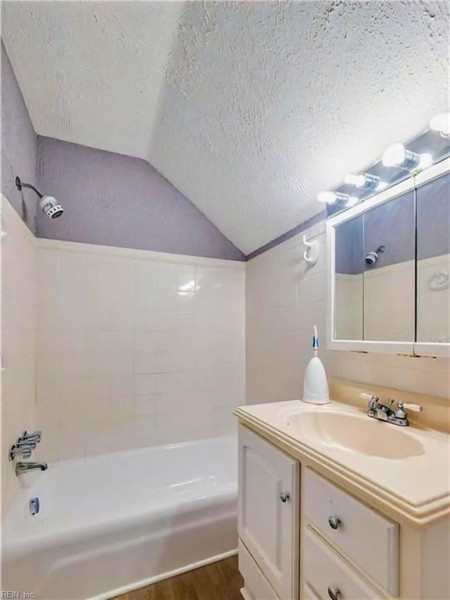 Photo 14 of 21 residential for sale in Virginia Beach virginia