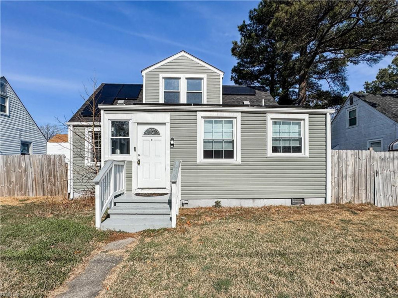 Photo 1 of 41 residential for sale in Portsmouth virginia
